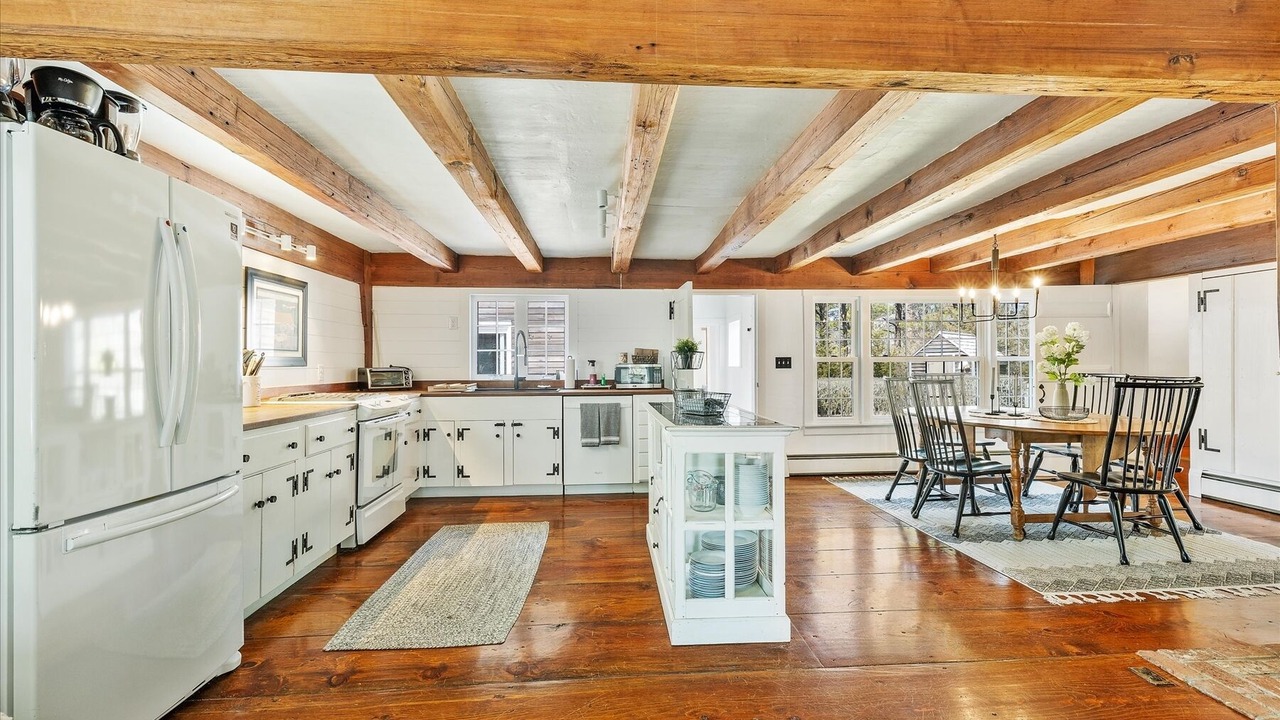 Photo of Bedroom in Brewster