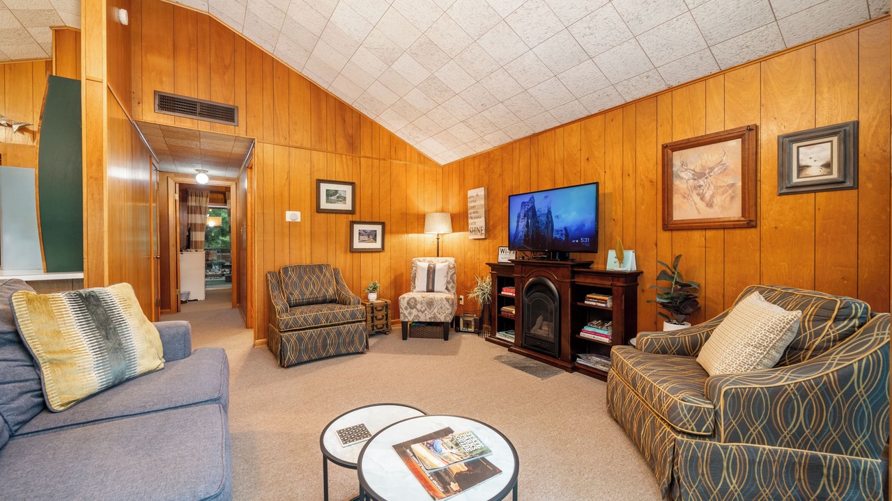Photo of Livingroom in Hardy