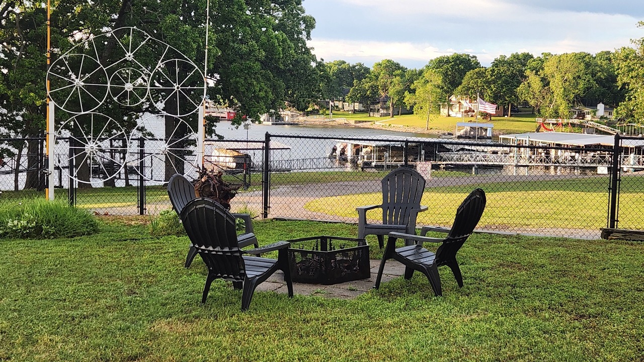 Photo of Outdoor in Cleora
