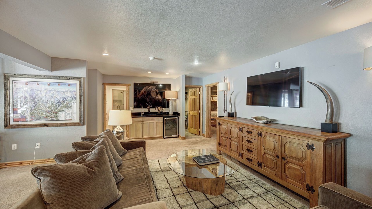 Photo of Livingroom in Blue River