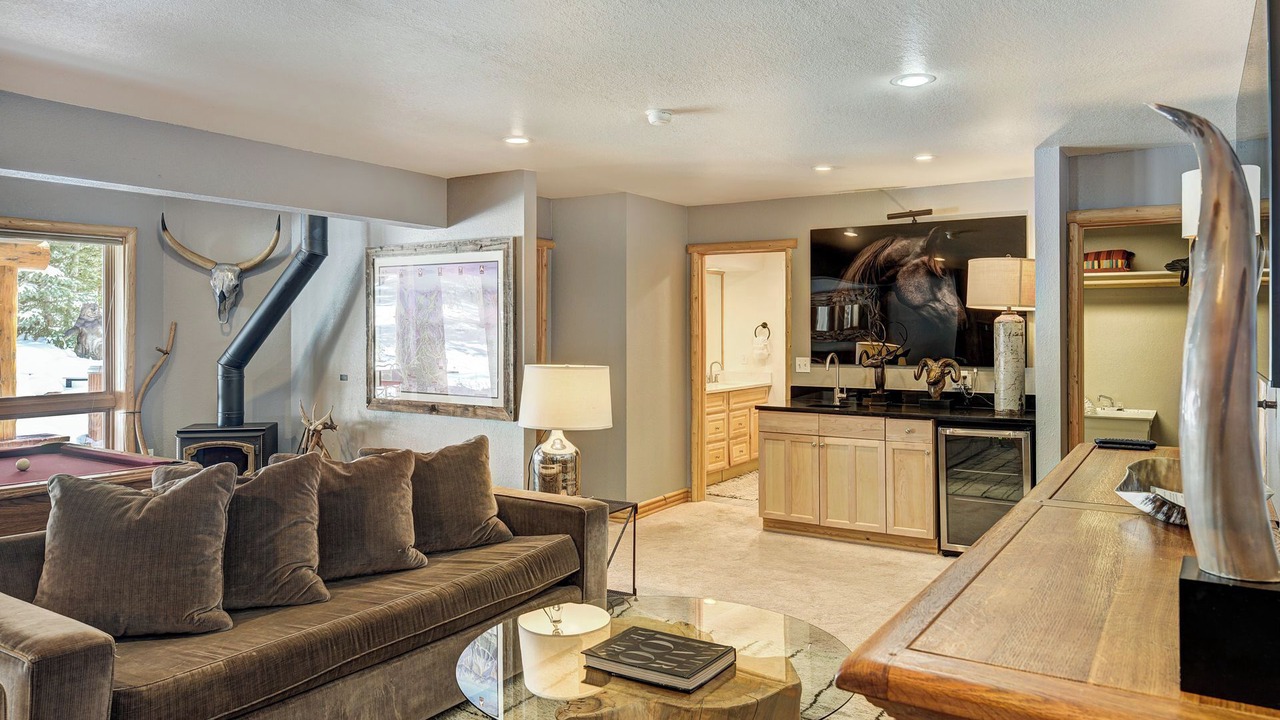 Photo of Livingroom in Blue River