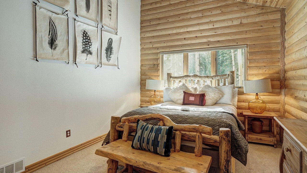Photo of Bedroom in Blue River