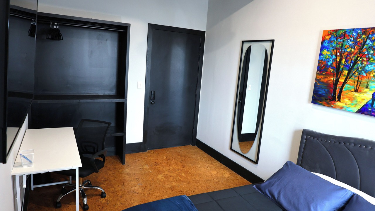 Photo of Bedroom in Englewood