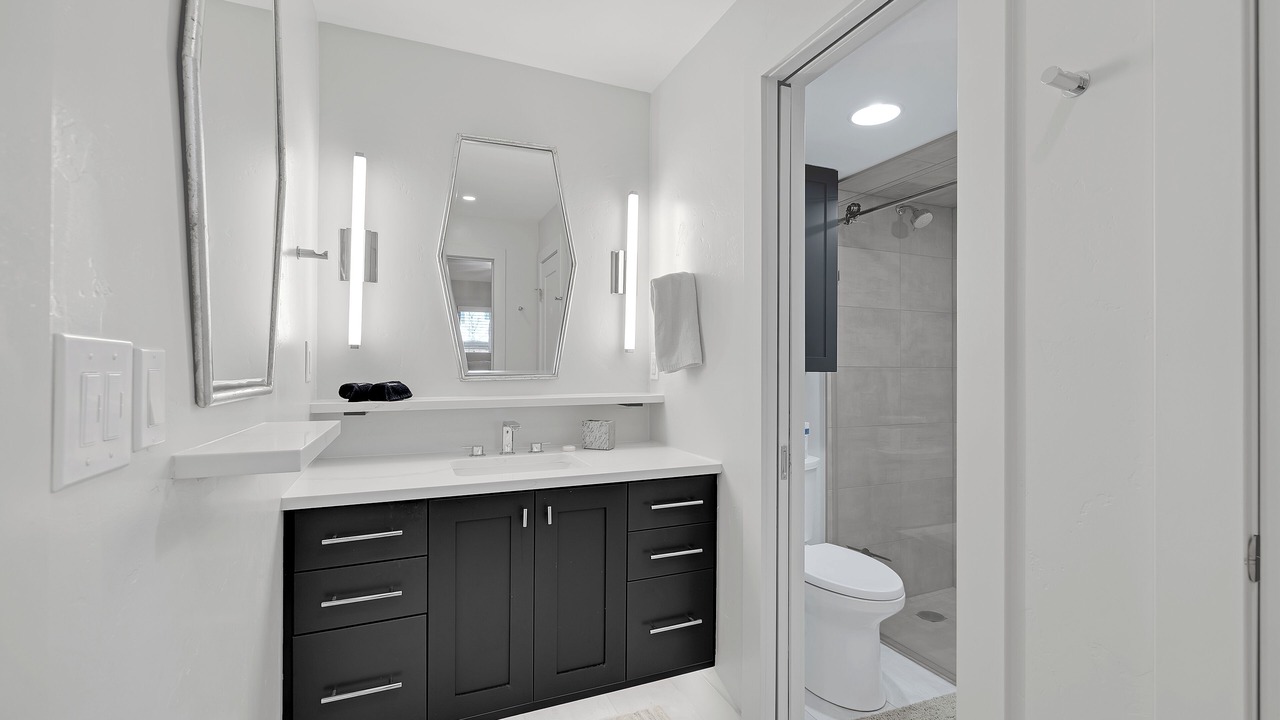 Photo of Bathroom in Dillon