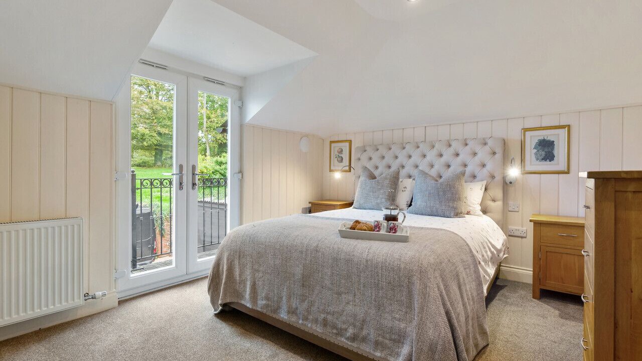 Photo of Bedroom in East Budleigh