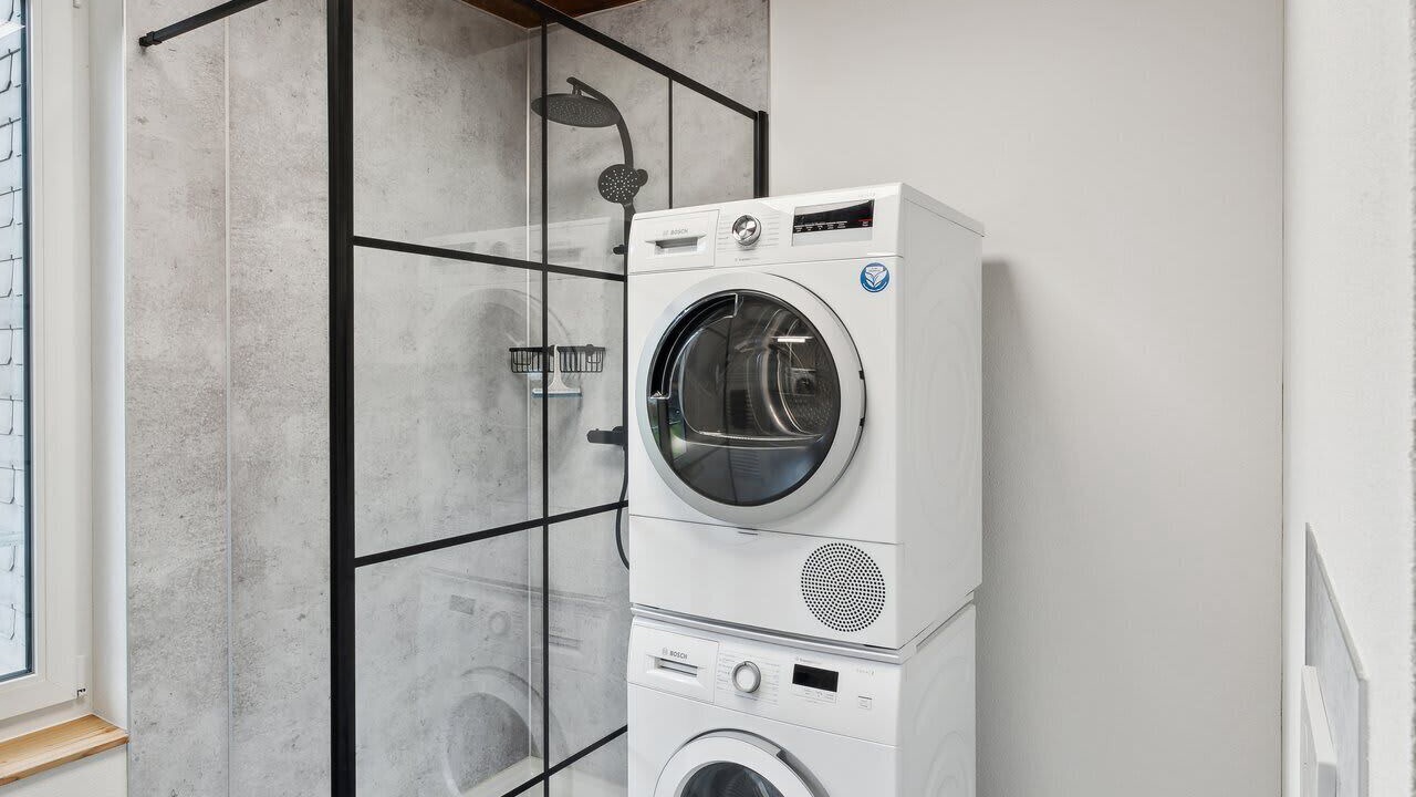 Photo of Bathroom in Grabs