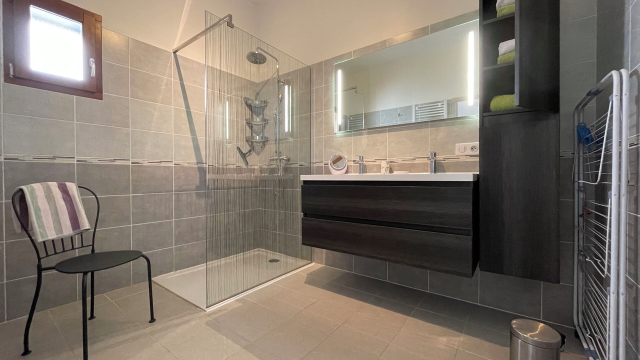 Photo of Bathroom in Salavas