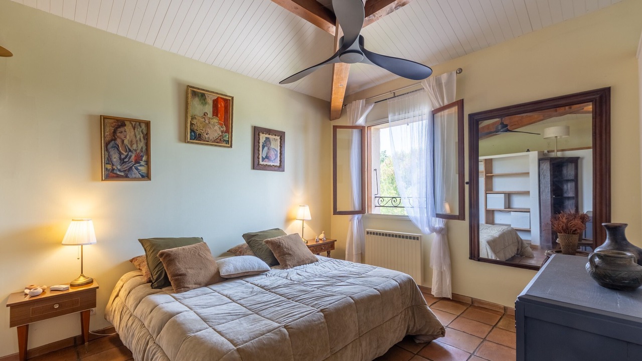 Photo of Bedroom in Grospierres