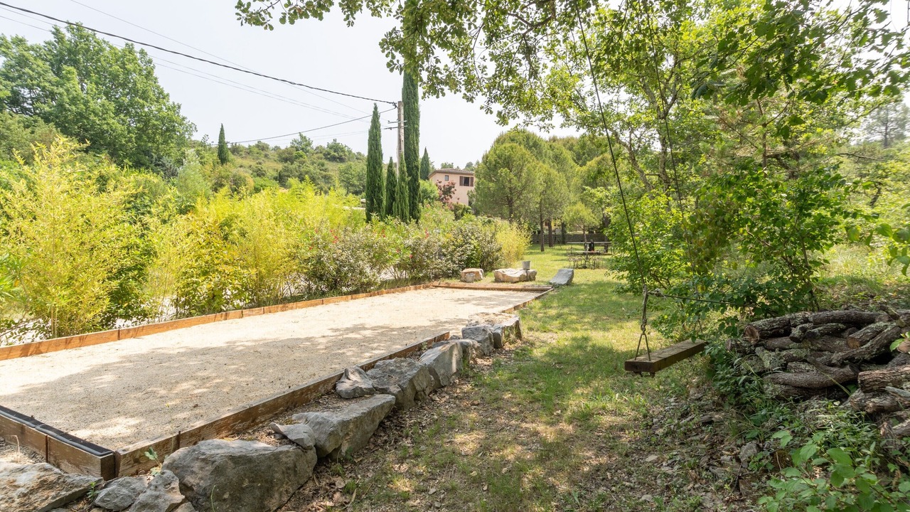 Photo of Outdoor in Grospierres