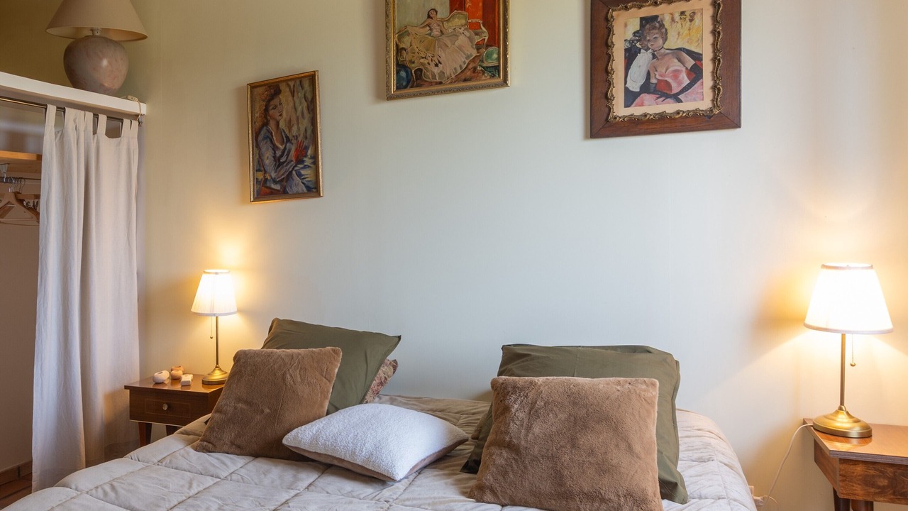 Photo of Bedroom in Grospierres