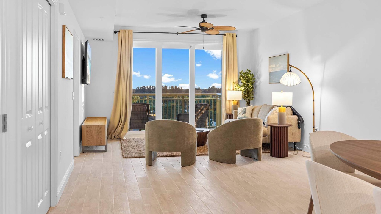 Photo of Livingroom in Merritt Island