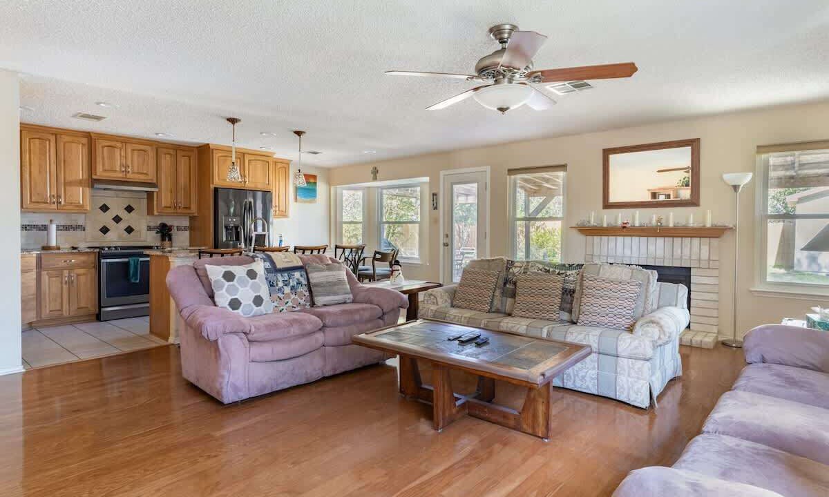 Photo of Livingroom in Settlers Ridge