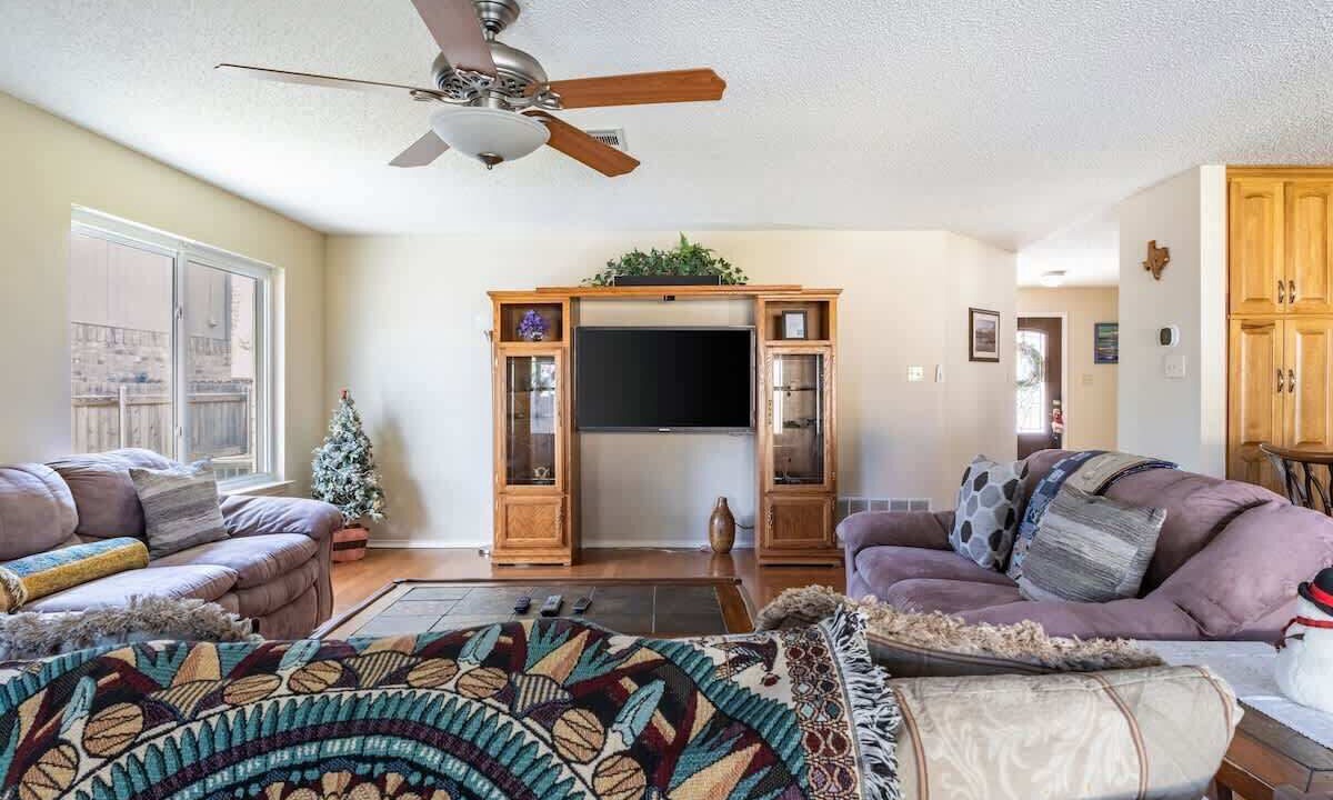 Photo of Livingroom in Settlers Ridge
