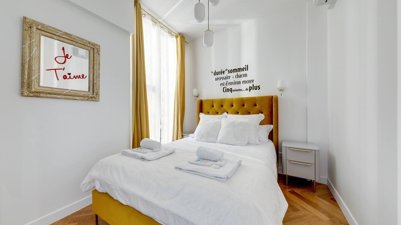 Photo of Bedroom in Saint-Merri