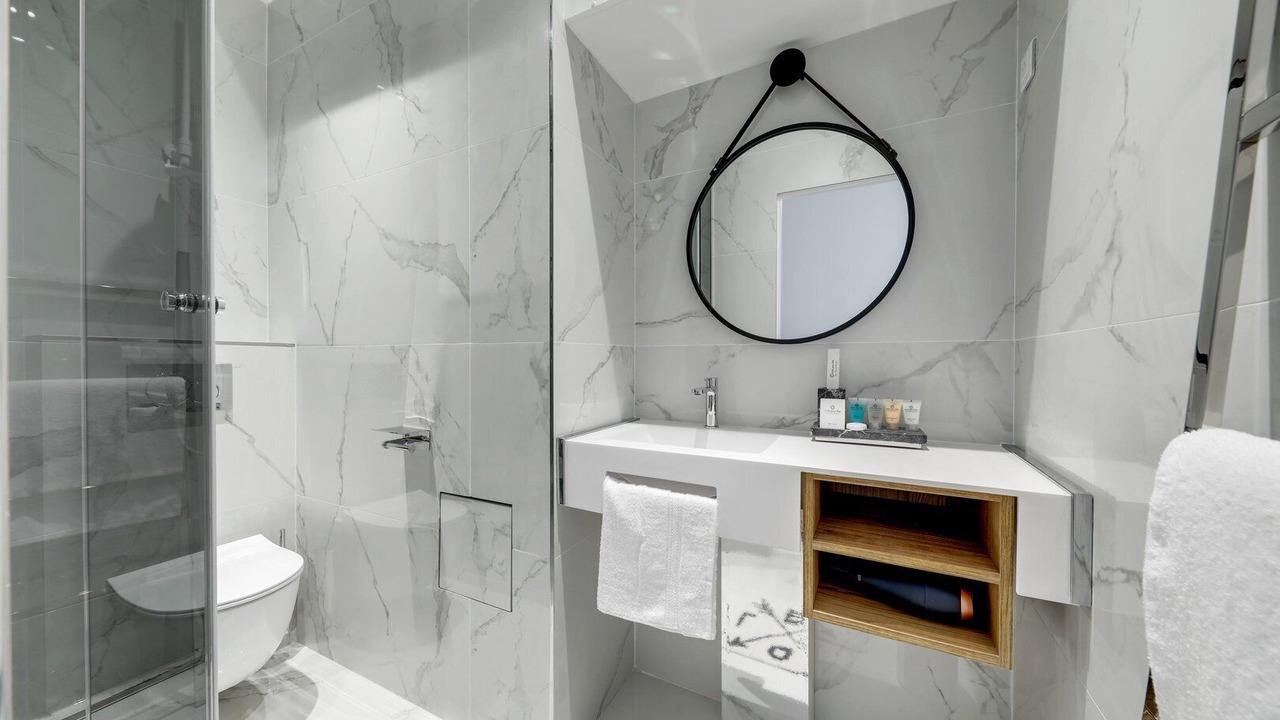 Photo of Bathroom in Saint-Merri