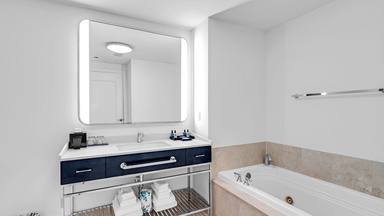 Photo of Bathroom in Mid Beach