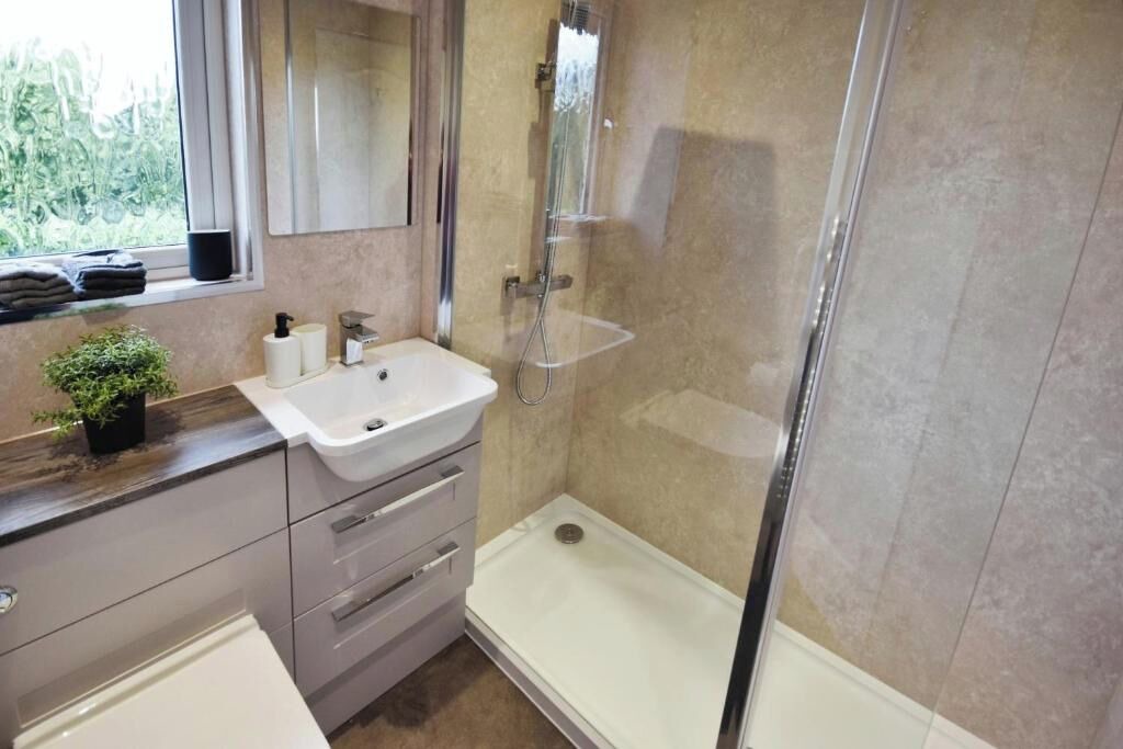 Photo of Bathroom in Dalmuir
