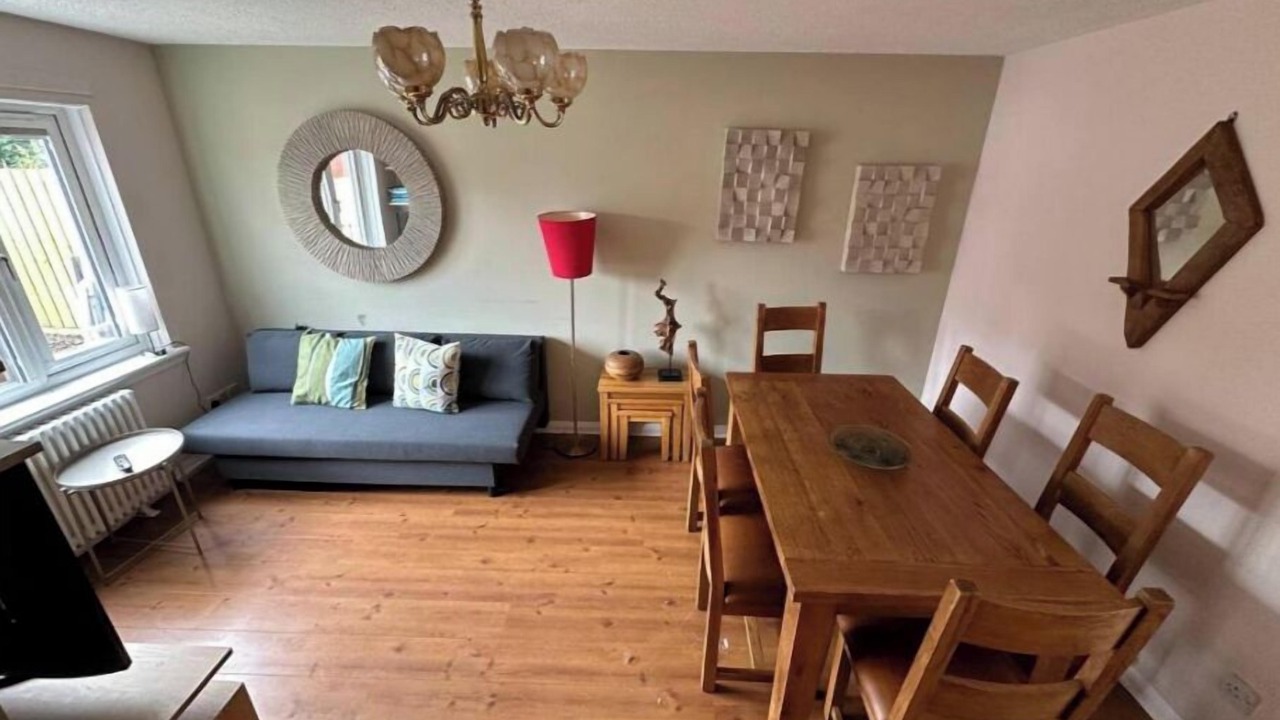 Photo of Others in Dalmuir