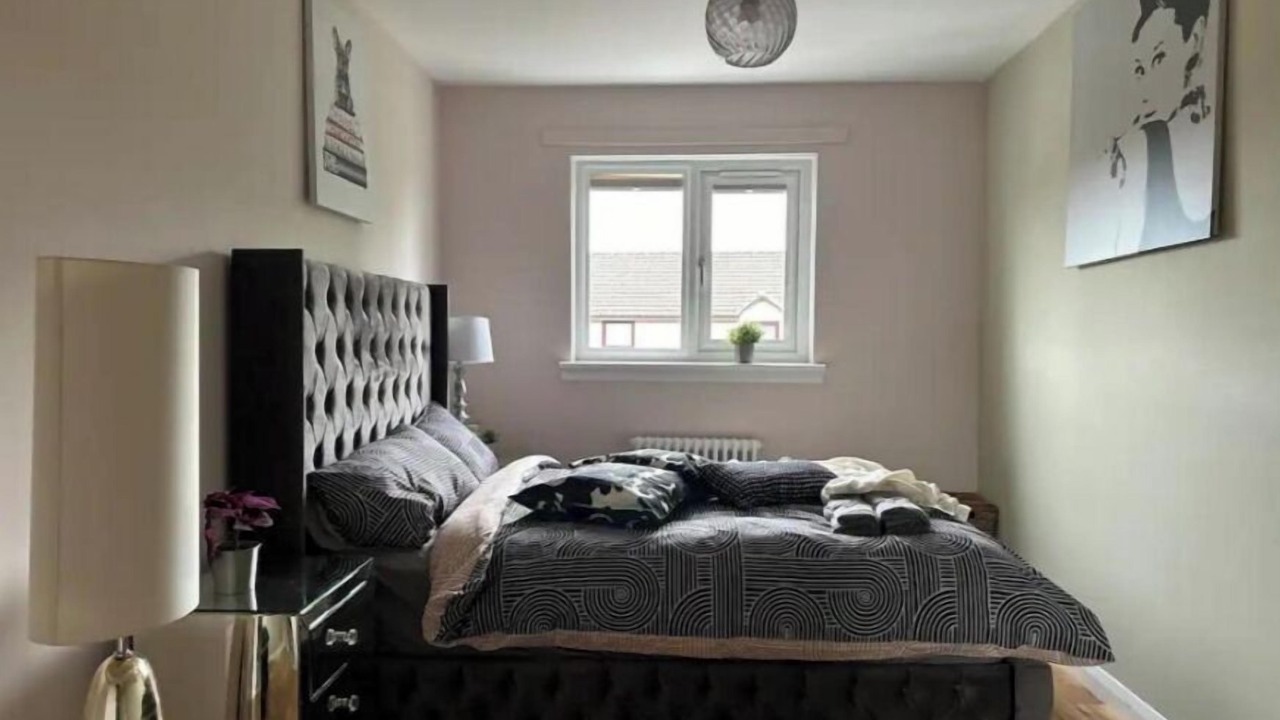 Photo of Bedroom in Dalmuir
