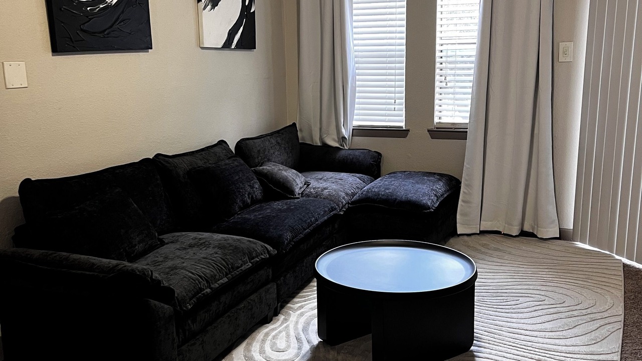 Photo of Livingroom in Euless