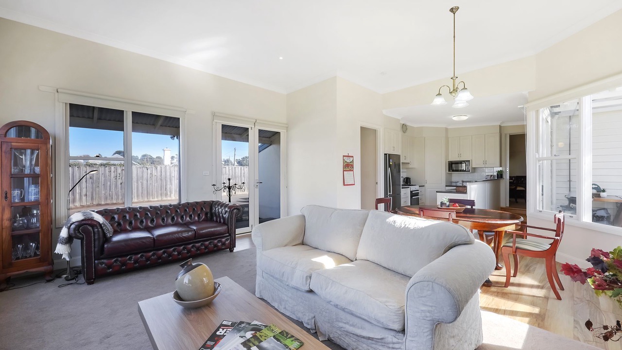 Photo of Livingroom in Warrnambool