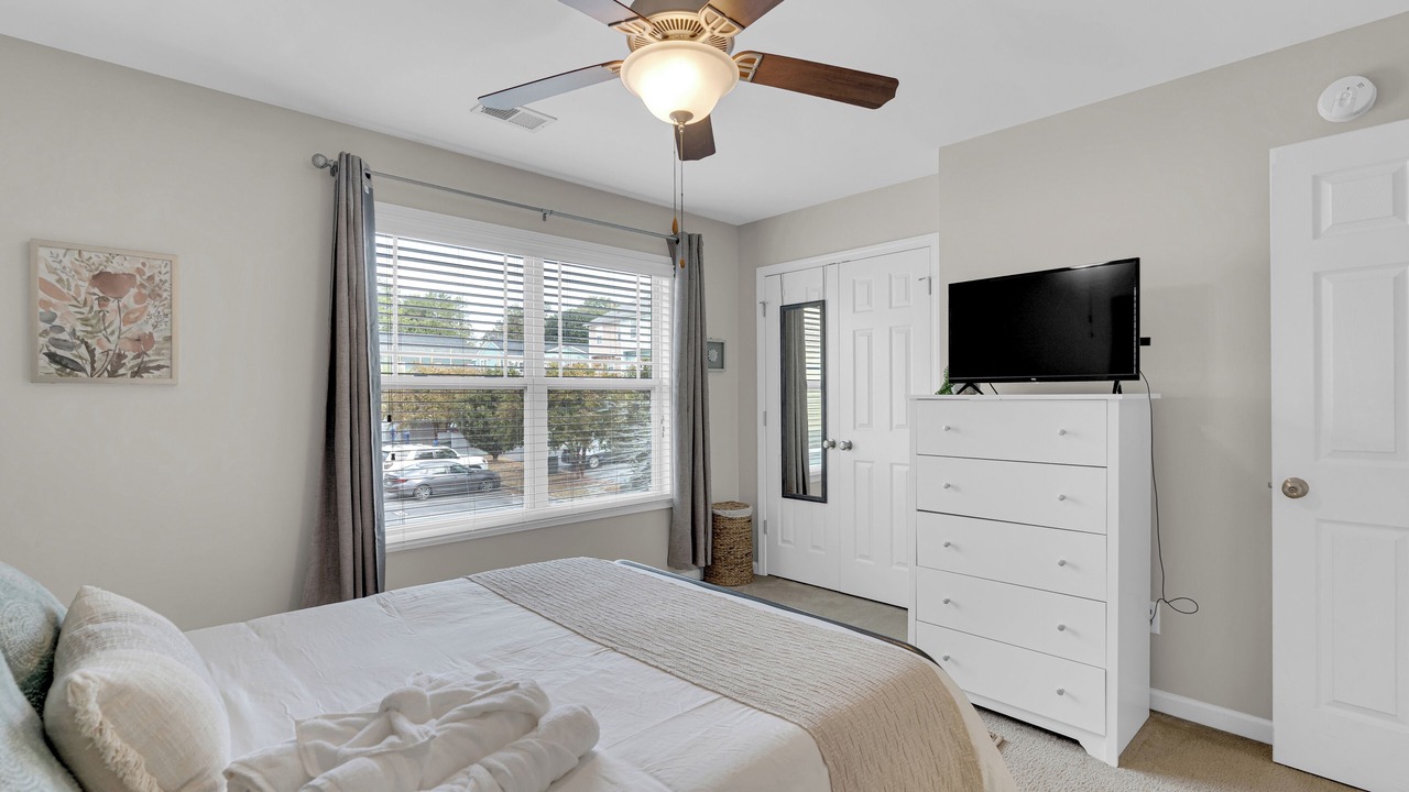 Photo of Bedroom in Arsenal Hill