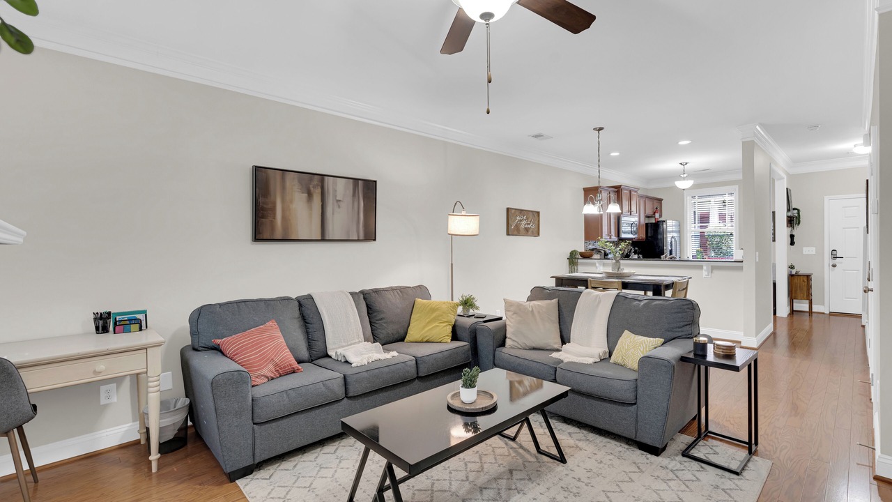 Photo of Livingroom in Arsenal Hill