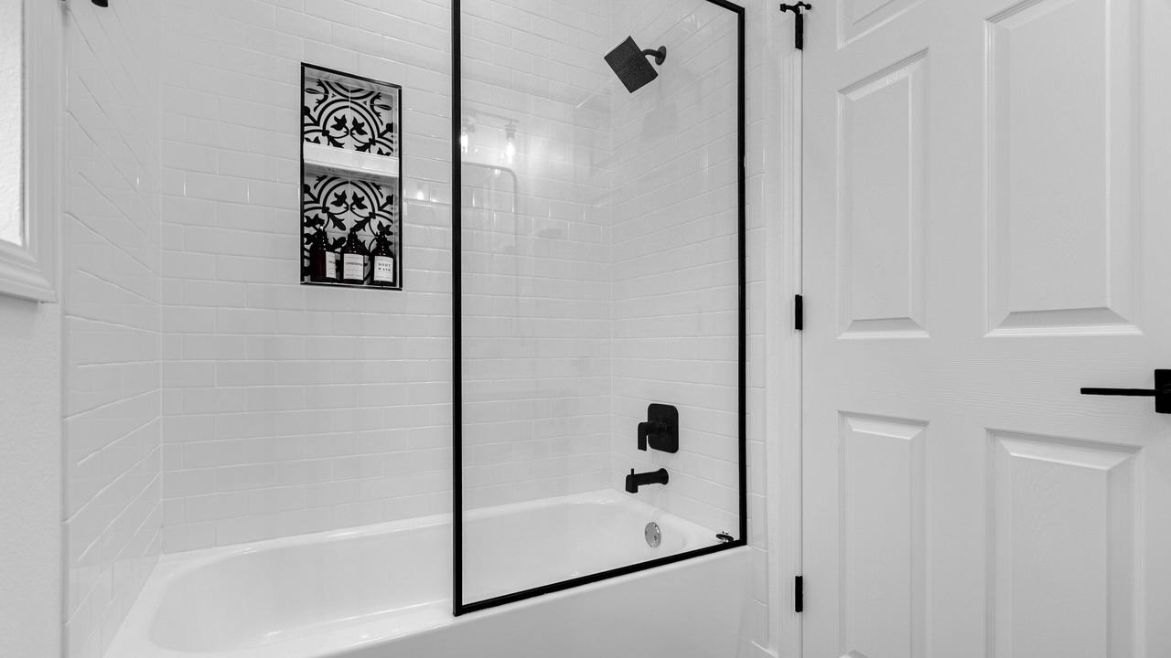 Photo of Bathroom in Lake Davis - Greenwood