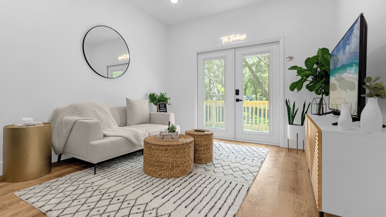 Photo of Livingroom in Lake Davis - Greenwood