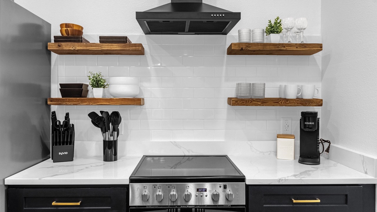 Photo of Kitchen in Lake Davis - Greenwood