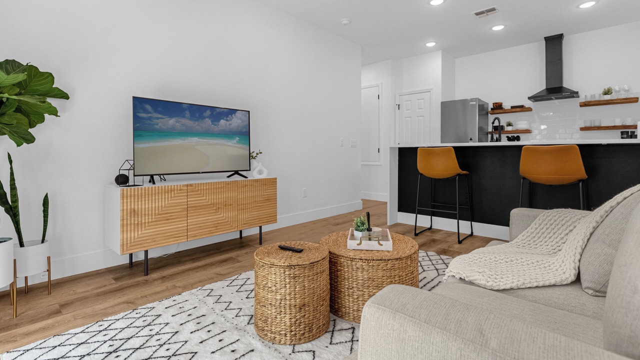 Photo of Livingroom in Lake Davis - Greenwood
