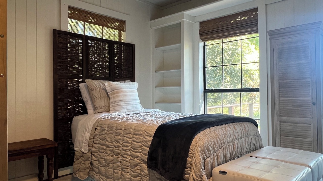 Photo of Bedroom in Lone Star