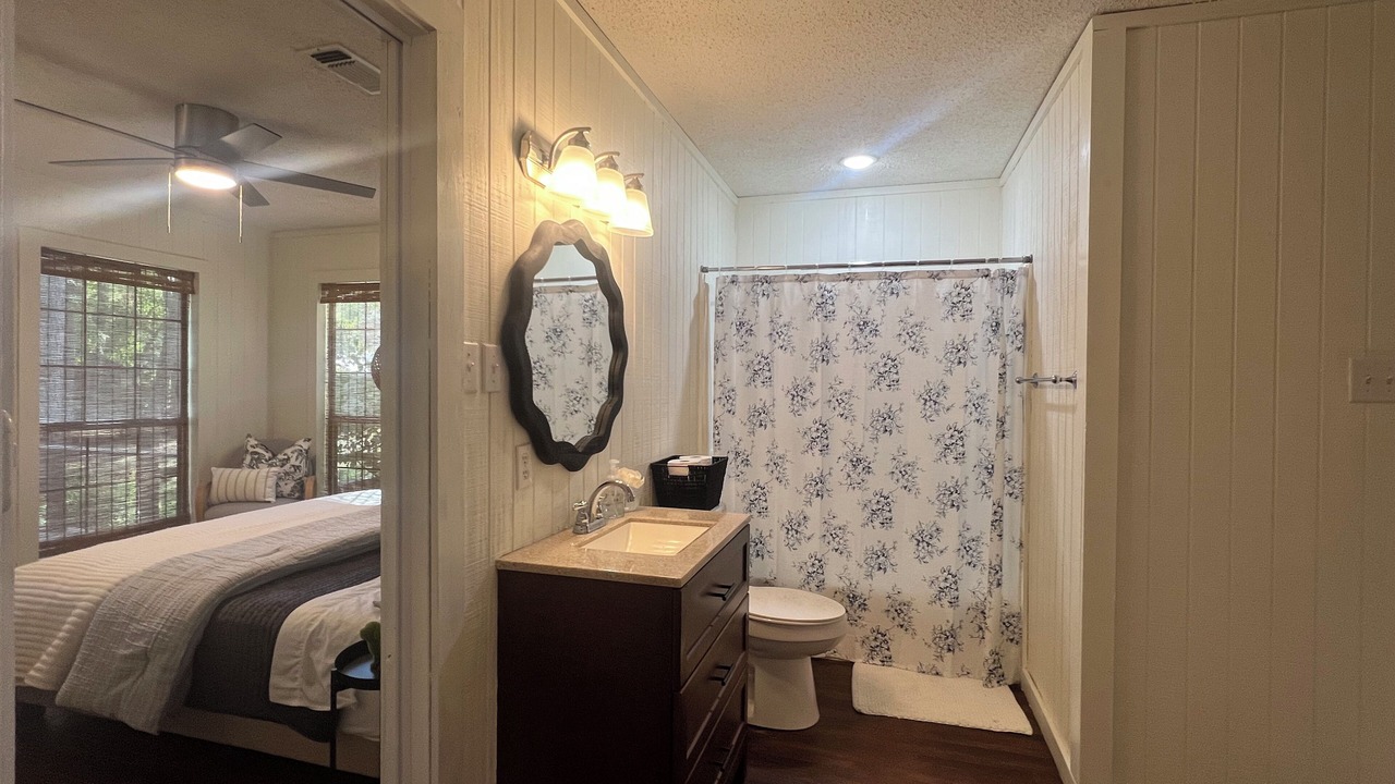 Photo of Bathroom in Lone Star