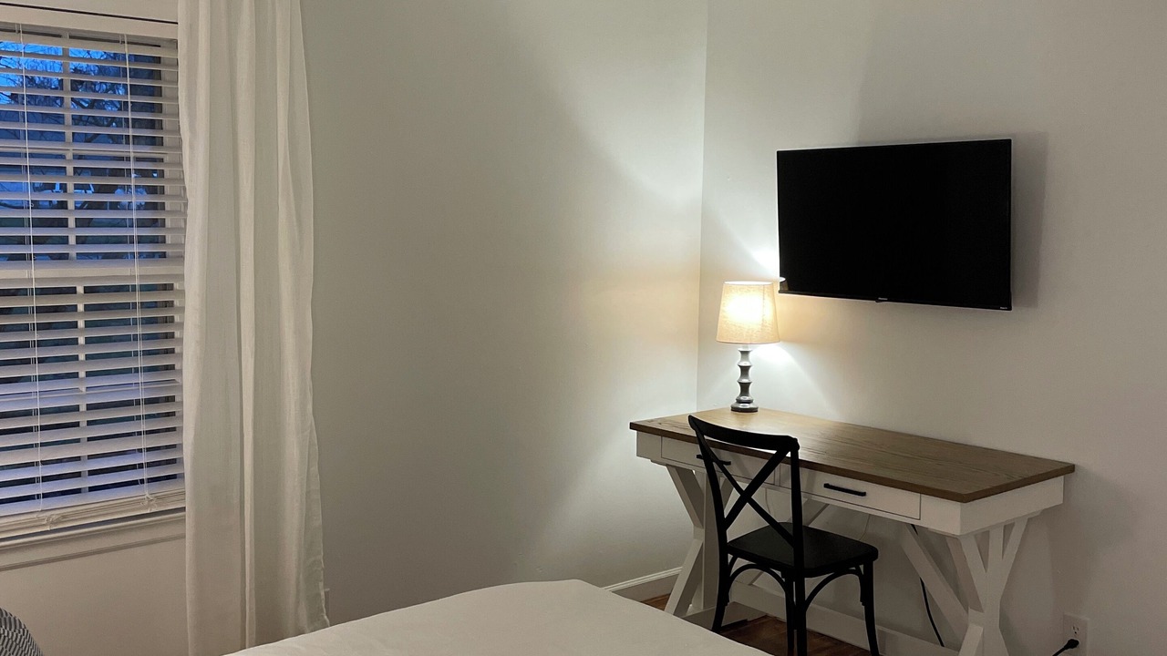 Photo of Bedroom in Connersville