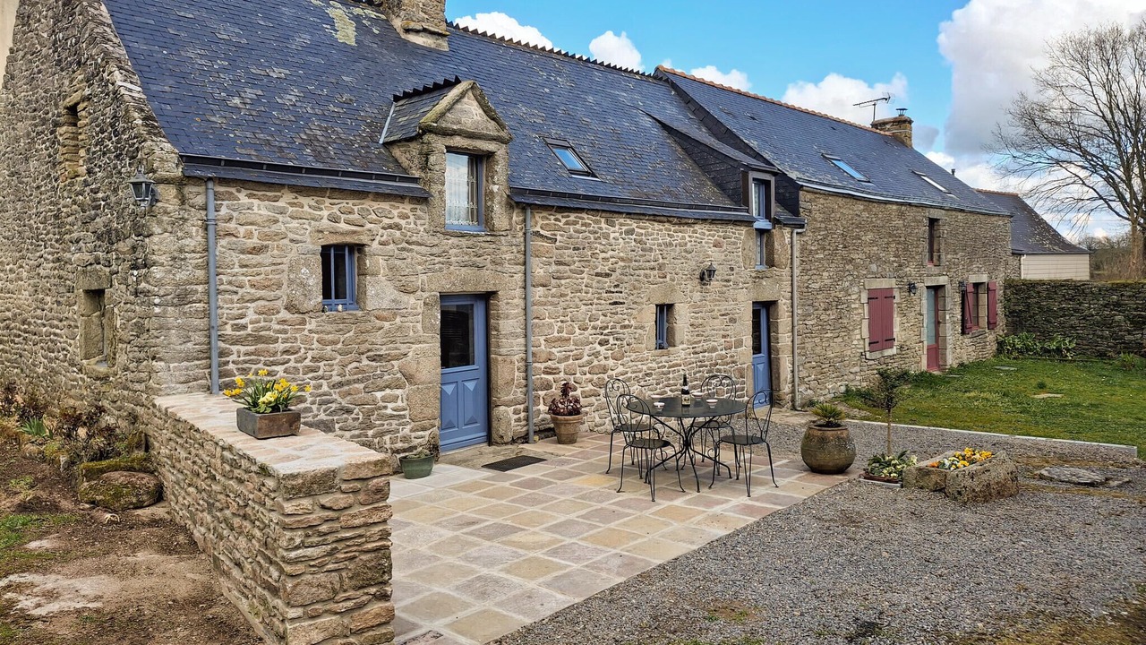 Photo of Others in Caden