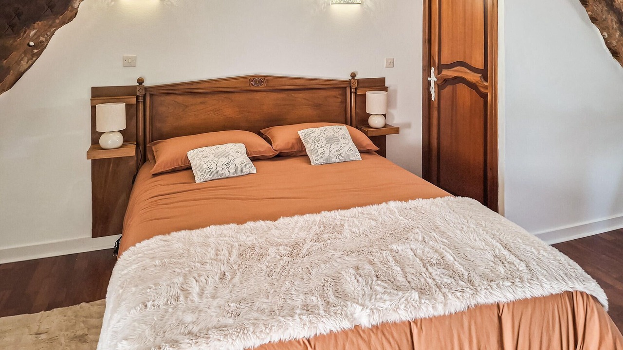 Photo of Others in Caden