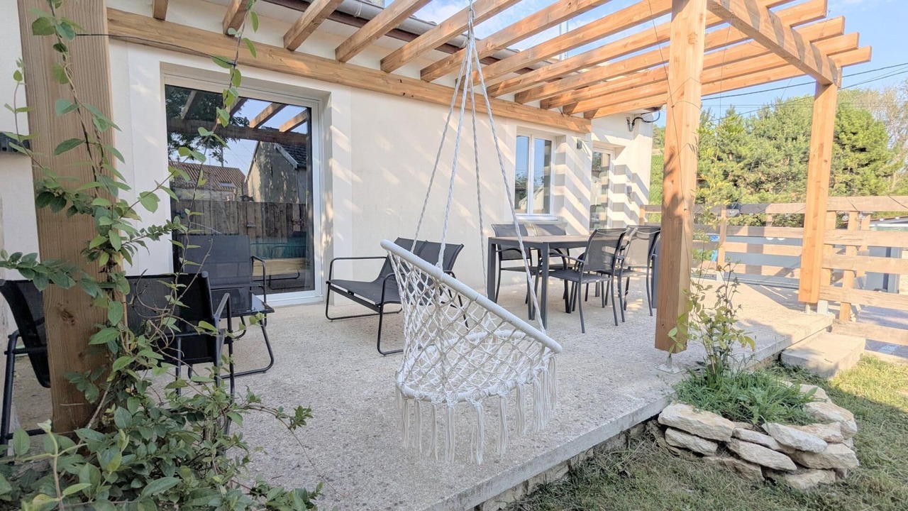 Photo of Outdoor in Arsonval