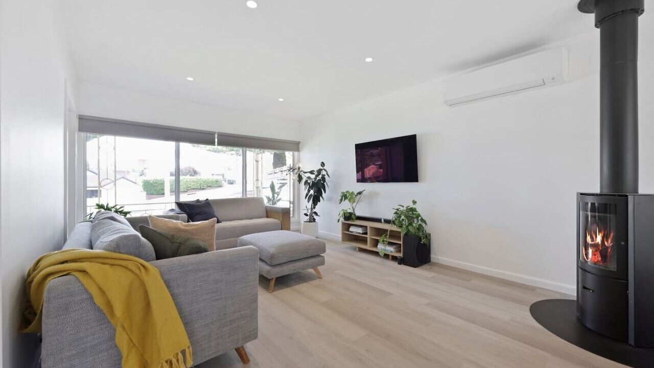 Photo of Livingroom in Warrnambool