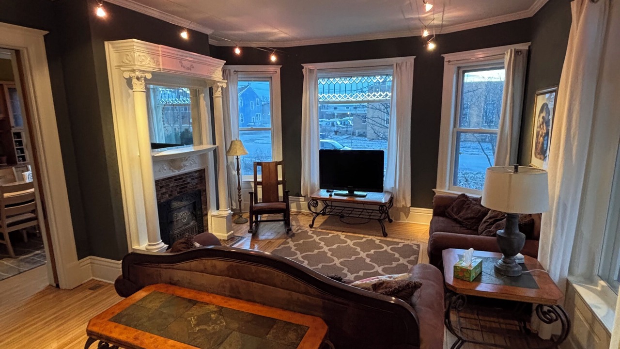 Photo of Livingroom in Viroqua