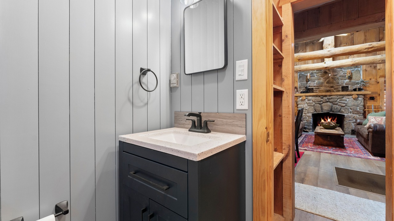 Photo of Bathroom in Speculator