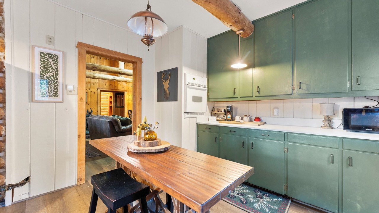 Photo of Others in Speculator