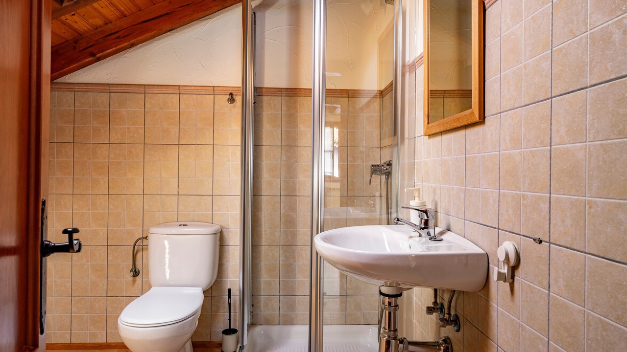 Photo of Bathroom in Cano