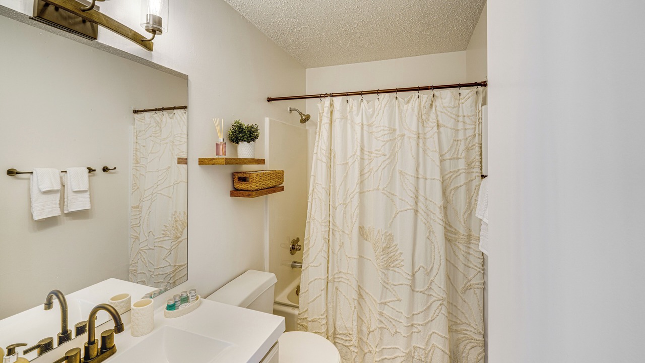 Photo of Bathroom in Frisco