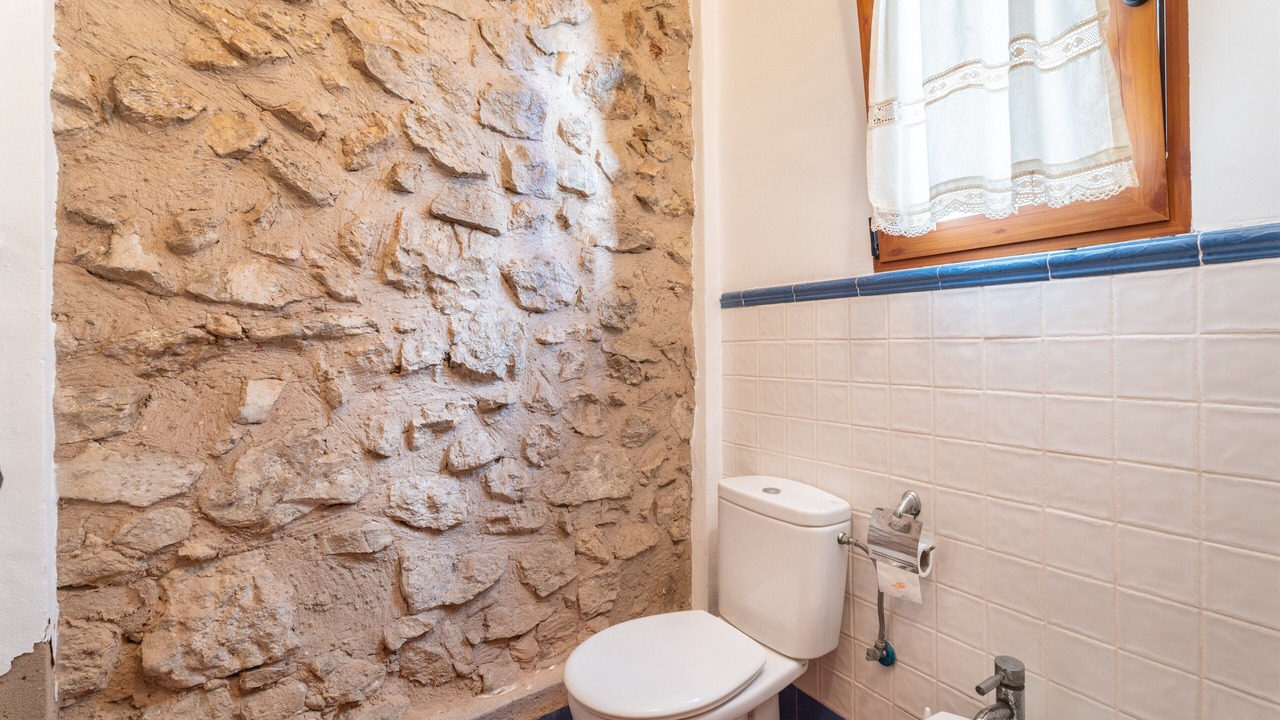 Photo of Bathroom in Chulilla