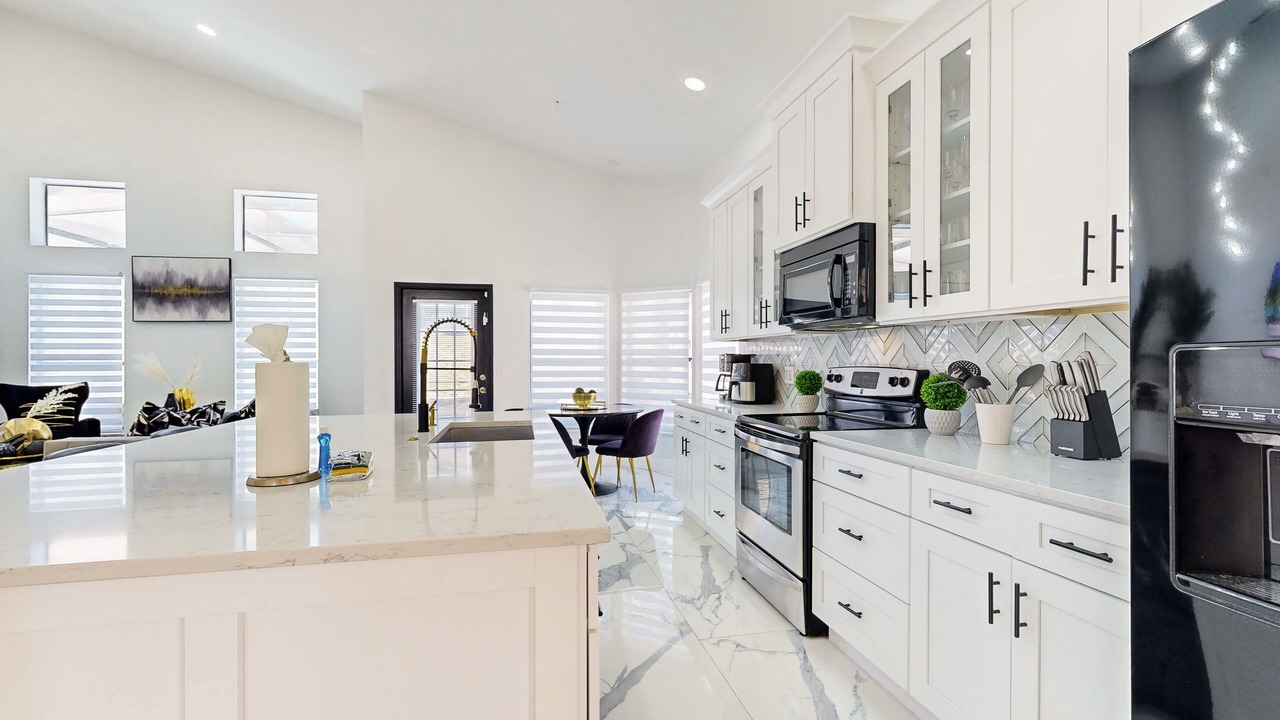 Photo of Kitchen in Lake Davenport Estates