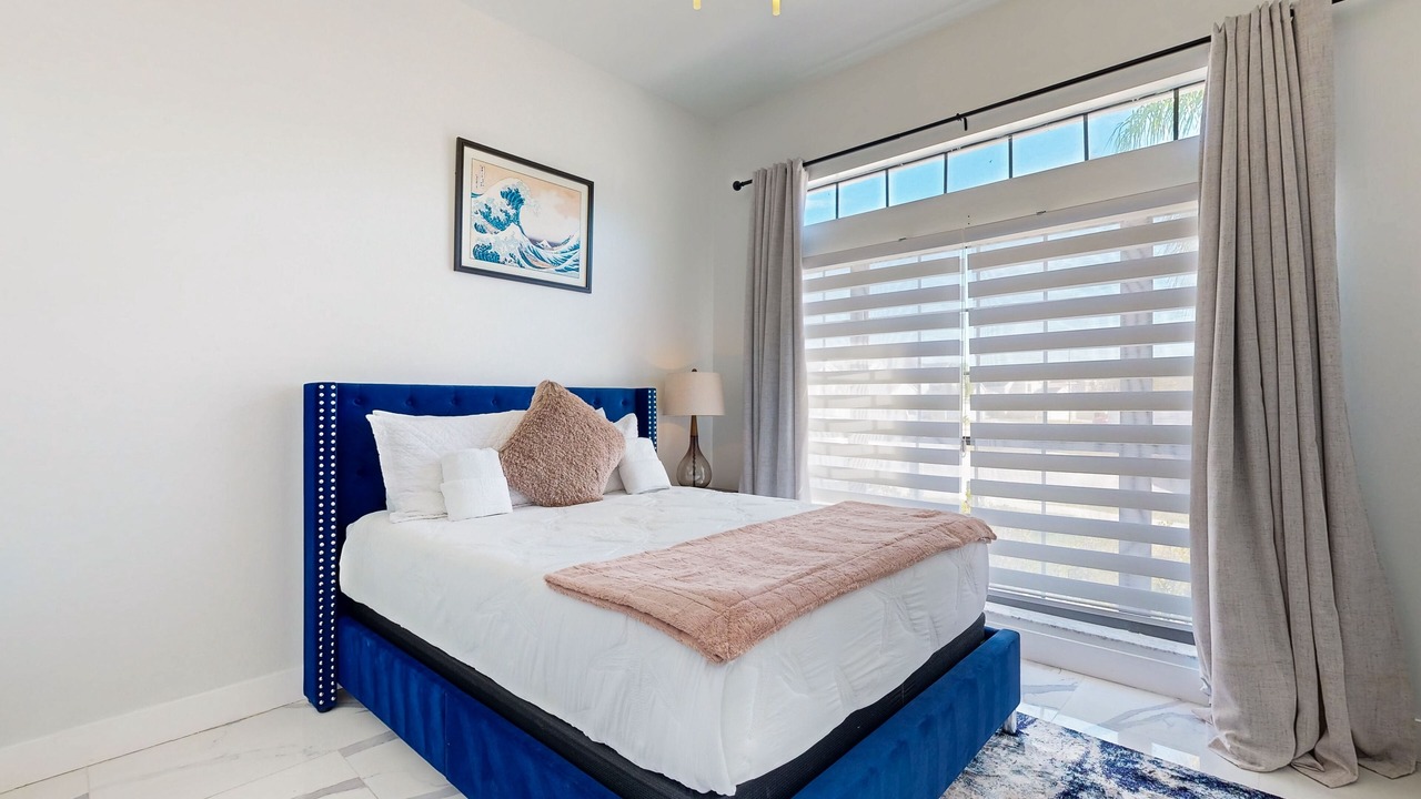 Photo of Bedroom in Lake Davenport Estates