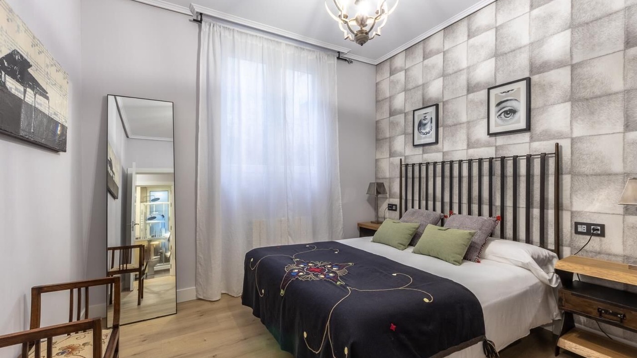 Photo of Bedroom in Bilbao City Centre