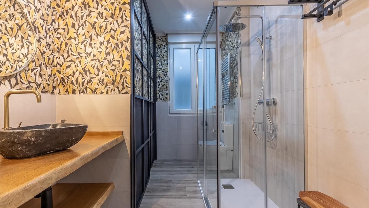 Photo of Bathroom in Bilbao City Centre
