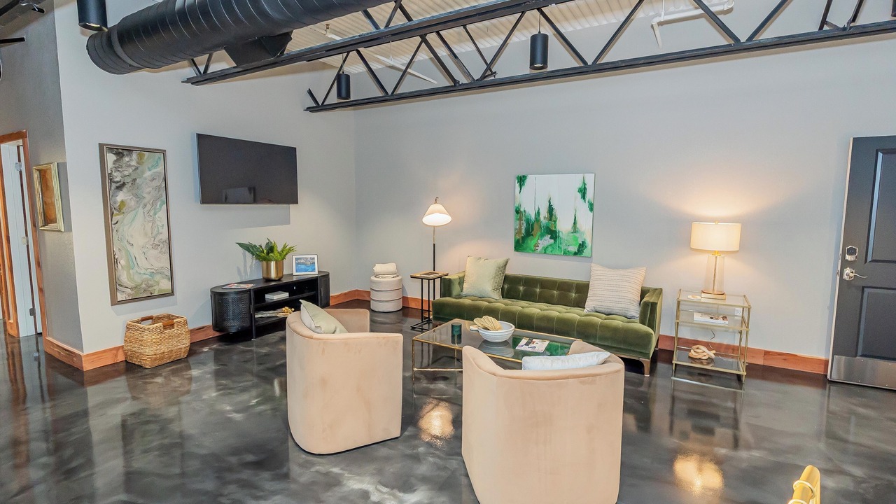 Photo of Livingroom in Jacksonville