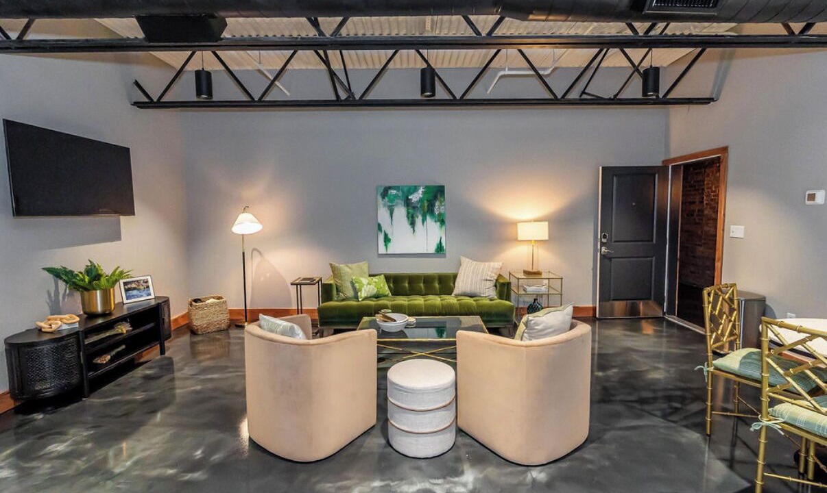 Photo of Livingroom in Jacksonville